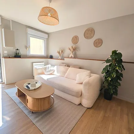 Cosy Centre-ville - Calme - 4 Pers - Equipe - شقة *